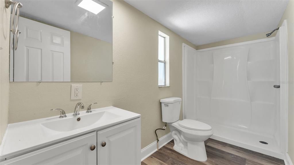 Active With Contract: $219,900 (3 beds, 2 baths, 1152 Square Feet)