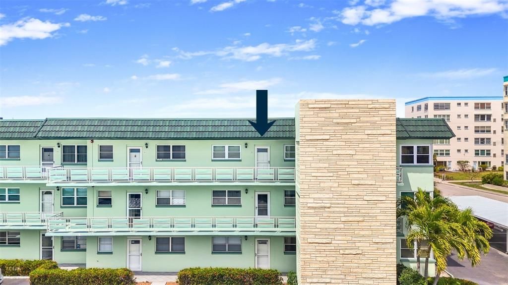 For Sale: $159,900 (1 beds, 1 baths, 1060 Square Feet)
