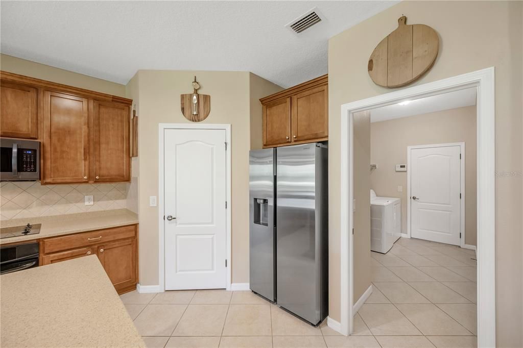 For Sale: $659,900 (5 beds, 3 baths, 2892 Square Feet)
