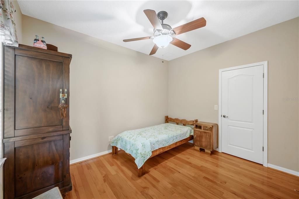 For Sale: $659,900 (5 beds, 3 baths, 2892 Square Feet)