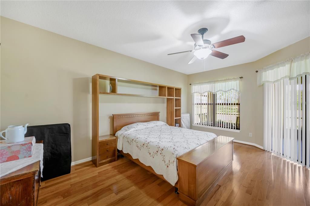 For Sale: $659,900 (5 beds, 3 baths, 2892 Square Feet)