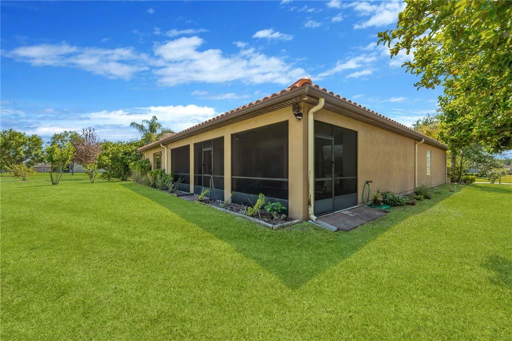 For Sale: $659,900 (5 beds, 3 baths, 2892 Square Feet)