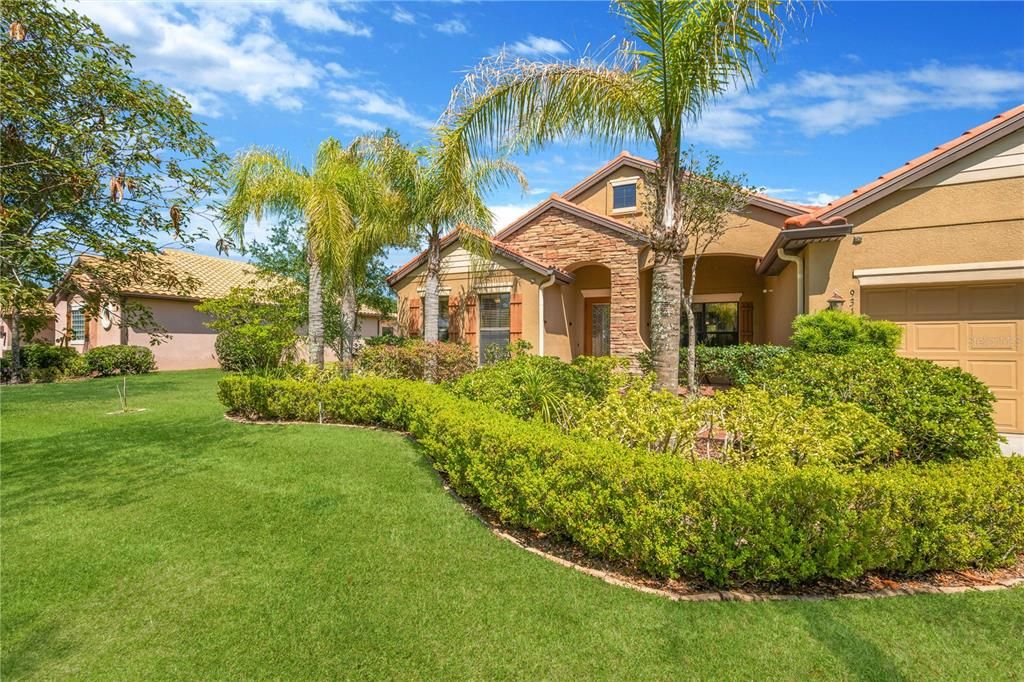 For Sale: $659,900 (5 beds, 3 baths, 2892 Square Feet)
