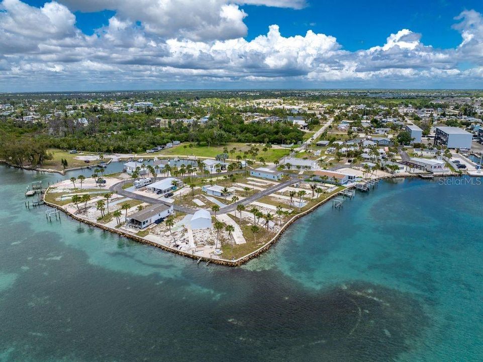 待售: $225,000 (0.08 acres)