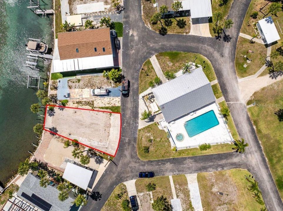 待售: $225,000 (0.08 acres)