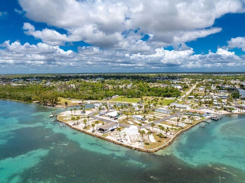待售: $225,000 (0.08 acres)