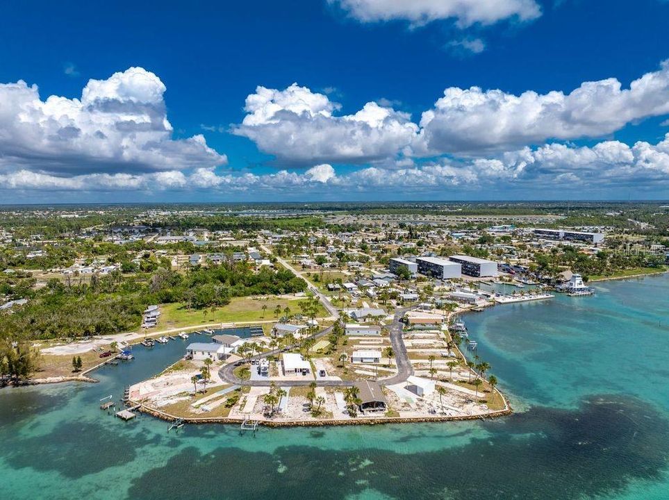 待售: $225,000 (0.08 acres)