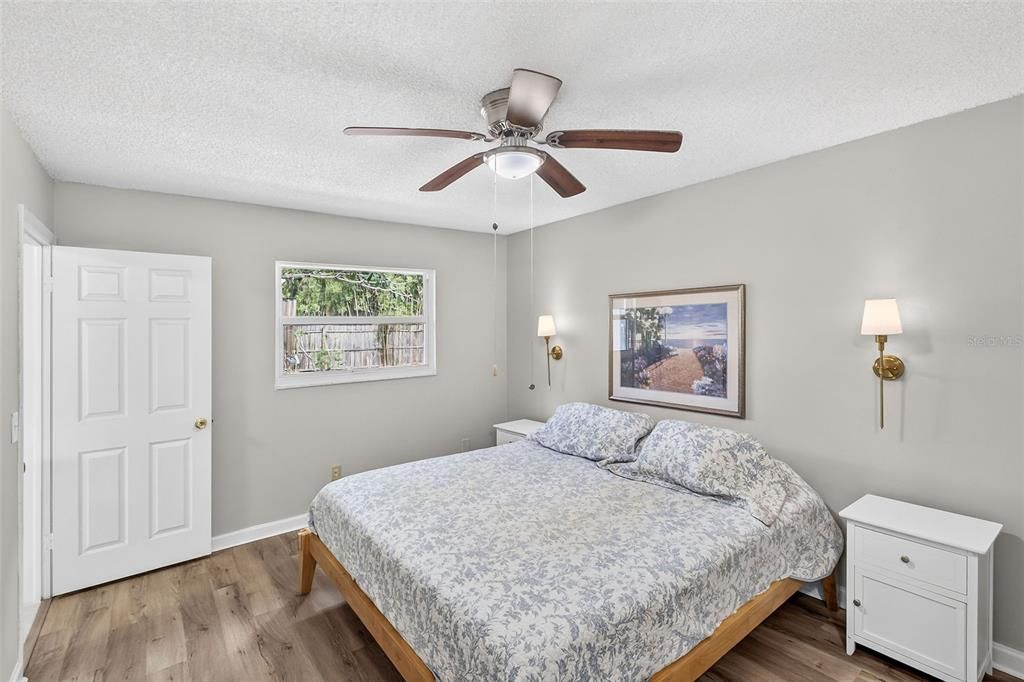 Activo con contrato: $375,000 (3 camas, 2 baños, 1473 Pies cuadrados)
