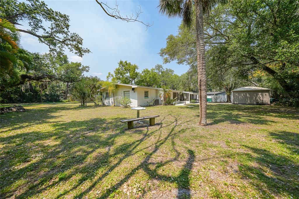 Activo con contrato: $197,900 (3 camas, 2 baños, 1616 Pies cuadrados)