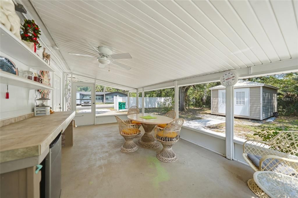 Activo con contrato: $197,900 (3 camas, 2 baños, 1616 Pies cuadrados)