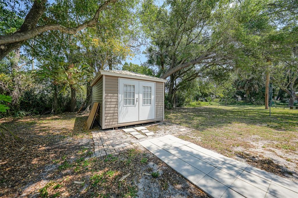 Activo con contrato: $197,900 (3 camas, 2 baños, 1616 Pies cuadrados)
