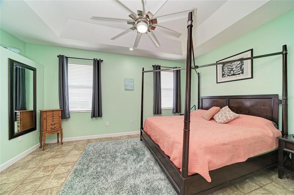 Active With Contract: $490,000 (3 beds, 2 baths, 1608 Square Feet)