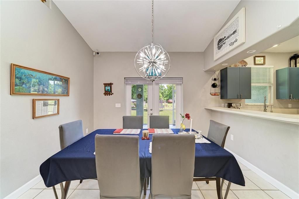 Active With Contract: $490,000 (3 beds, 2 baths, 1608 Square Feet)