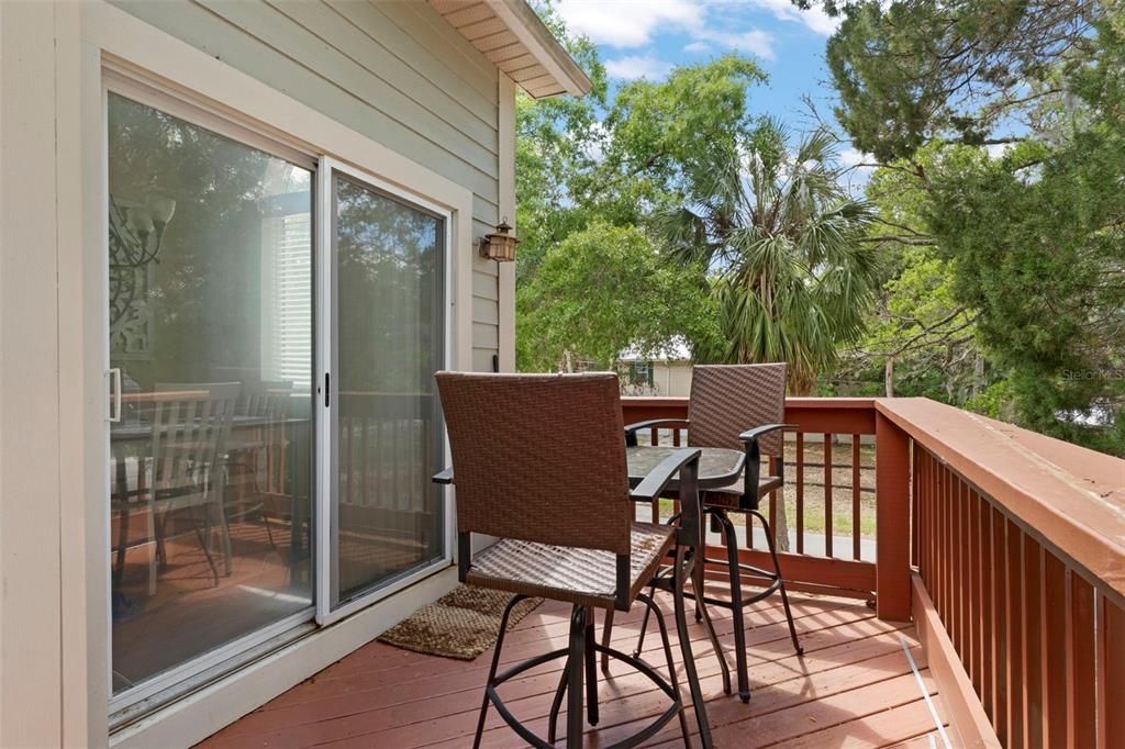 For Sale: $475,000 (3 beds, 2 baths, 1163 Square Feet)