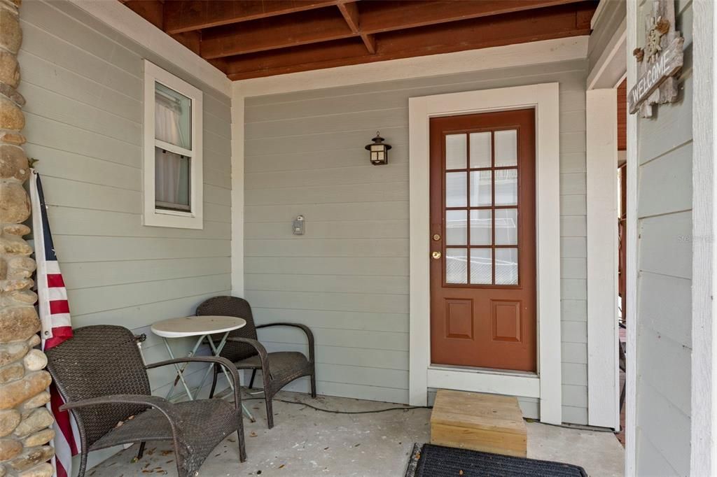 For Sale: $475,000 (3 beds, 2 baths, 1163 Square Feet)