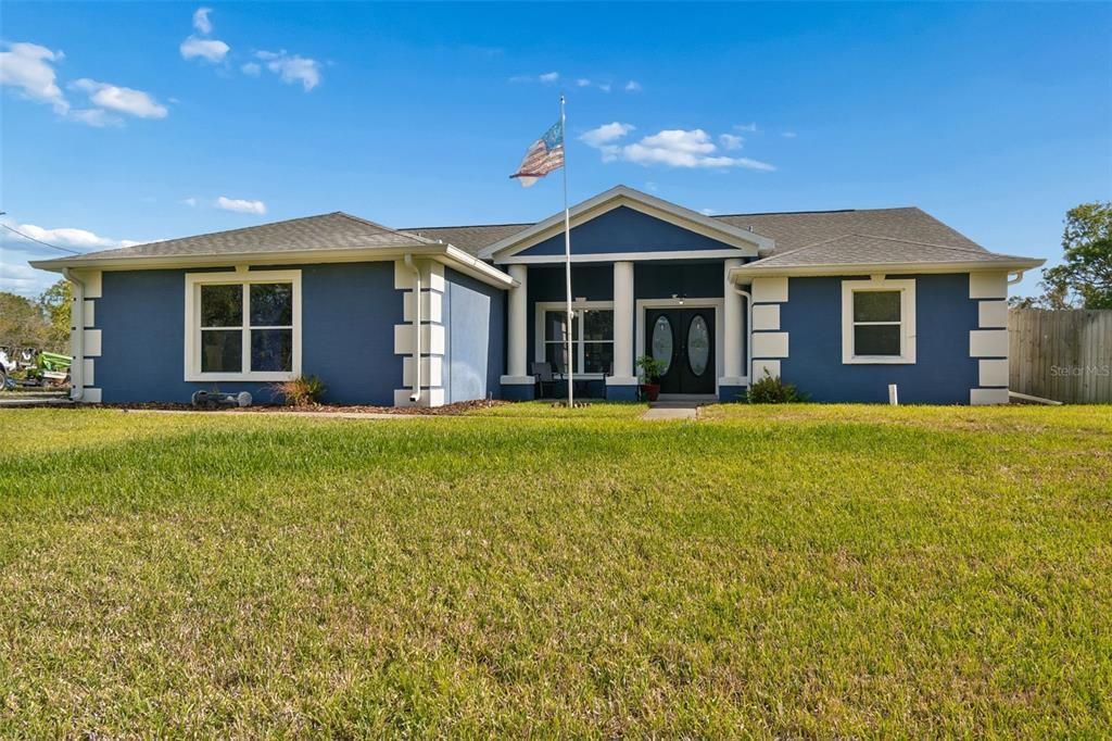 For Sale: $589,999 (3 beds, 2 baths, 1896 Square Feet)