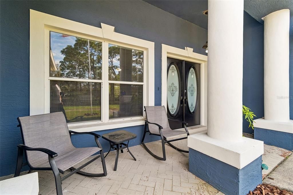 For Sale: $589,999 (3 beds, 2 baths, 1896 Square Feet)