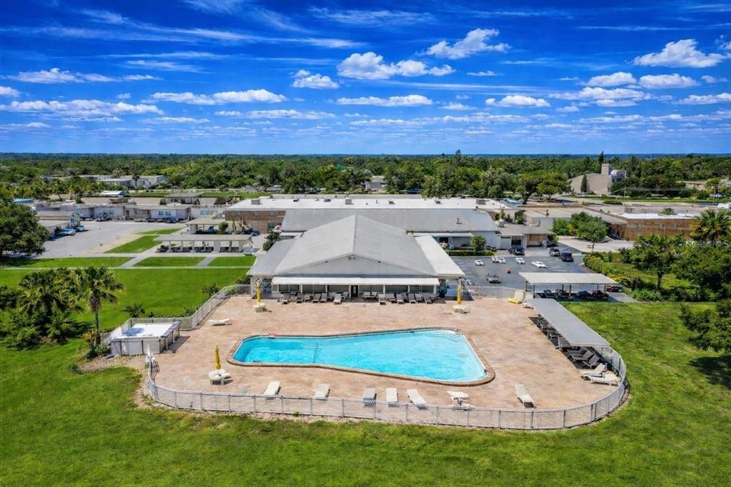 Active With Contract: $62,000 (1 beds, 1 baths, 585 Square Feet)