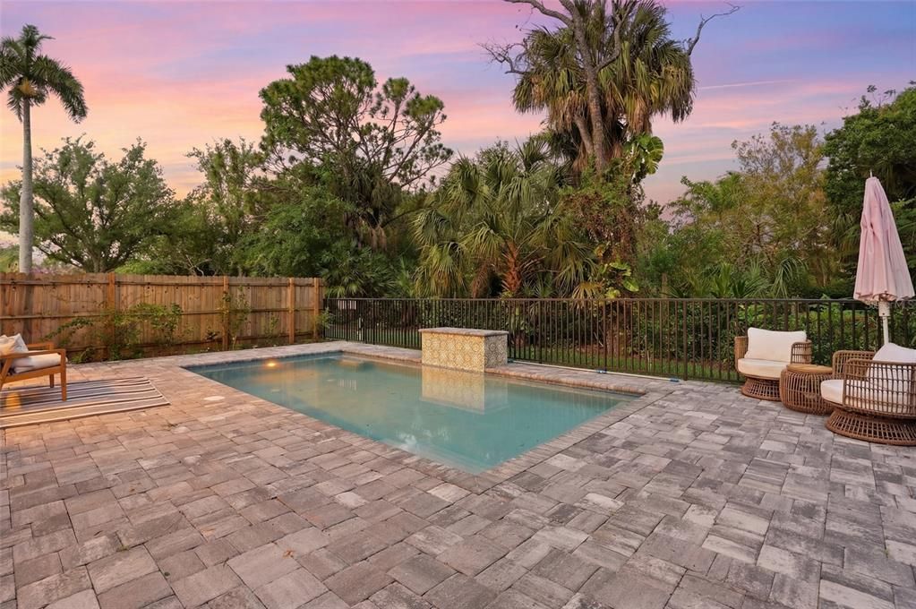For Sale: $895,000 (4 beds, 2 baths, 2936 Square Feet)