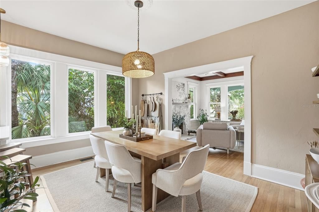 For Sale: $895,000 (4 beds, 2 baths, 2936 Square Feet)