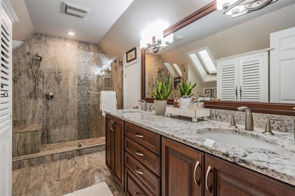 For Sale: $1,400,000 (4 beds, 3 baths, 2677 Square Feet)