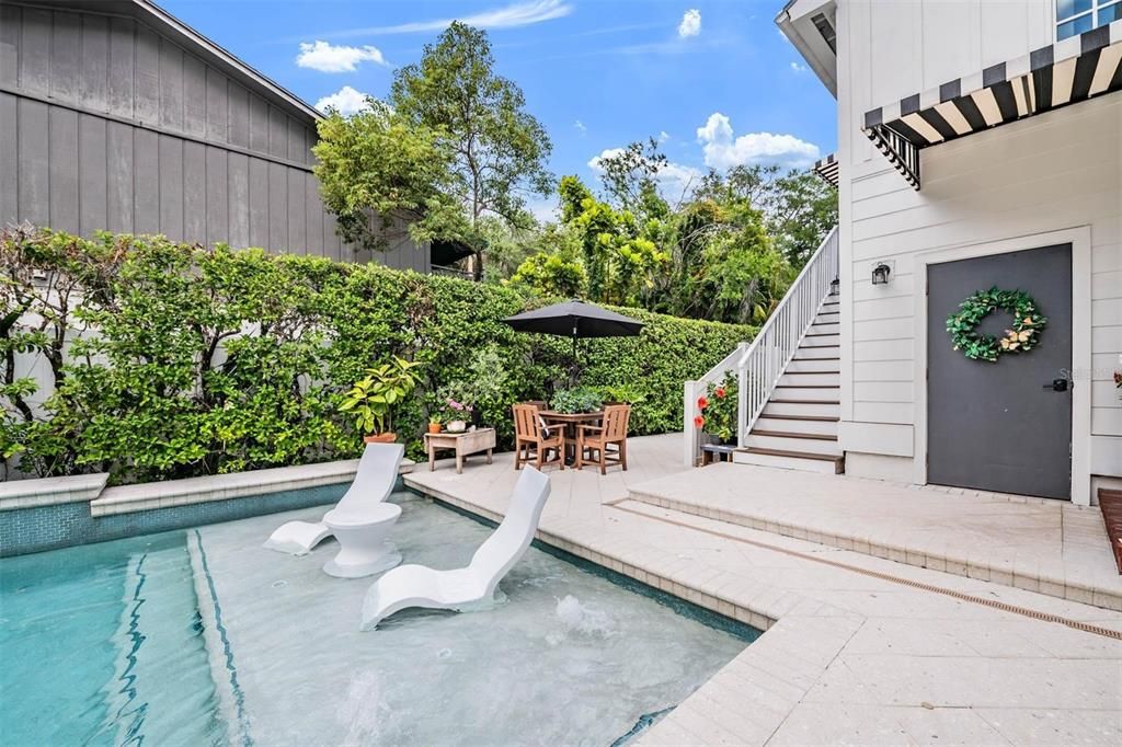 For Sale: $1,400,000 (4 beds, 3 baths, 2677 Square Feet)