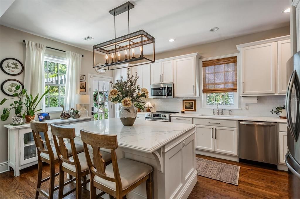 For Sale: $1,400,000 (4 beds, 3 baths, 2677 Square Feet)