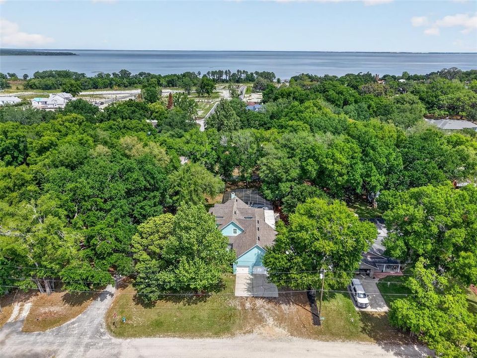 For Sale: $1,145,000 (4 beds, 2 baths, 2469 Square Feet)