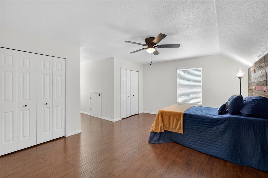 For Sale: $1,145,000 (4 beds, 2 baths, 2469 Square Feet)