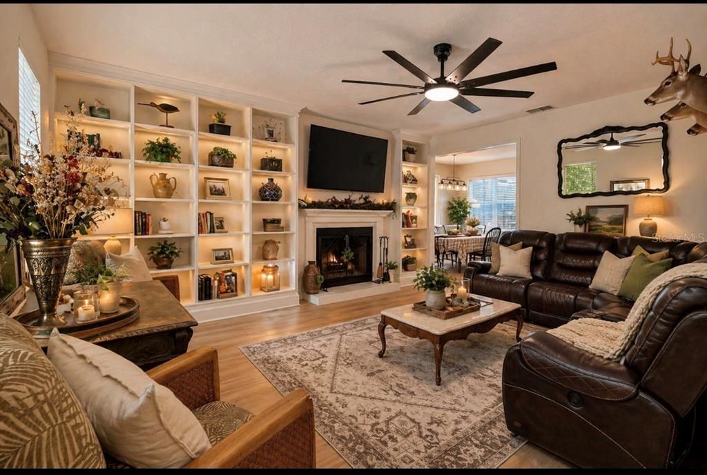 For Sale: $1,145,000 (4 beds, 2 baths, 2469 Square Feet)