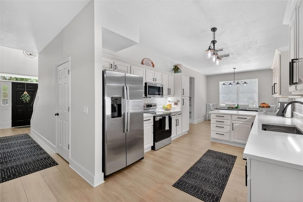 For Sale: $1,145,000 (4 beds, 2 baths, 2469 Square Feet)