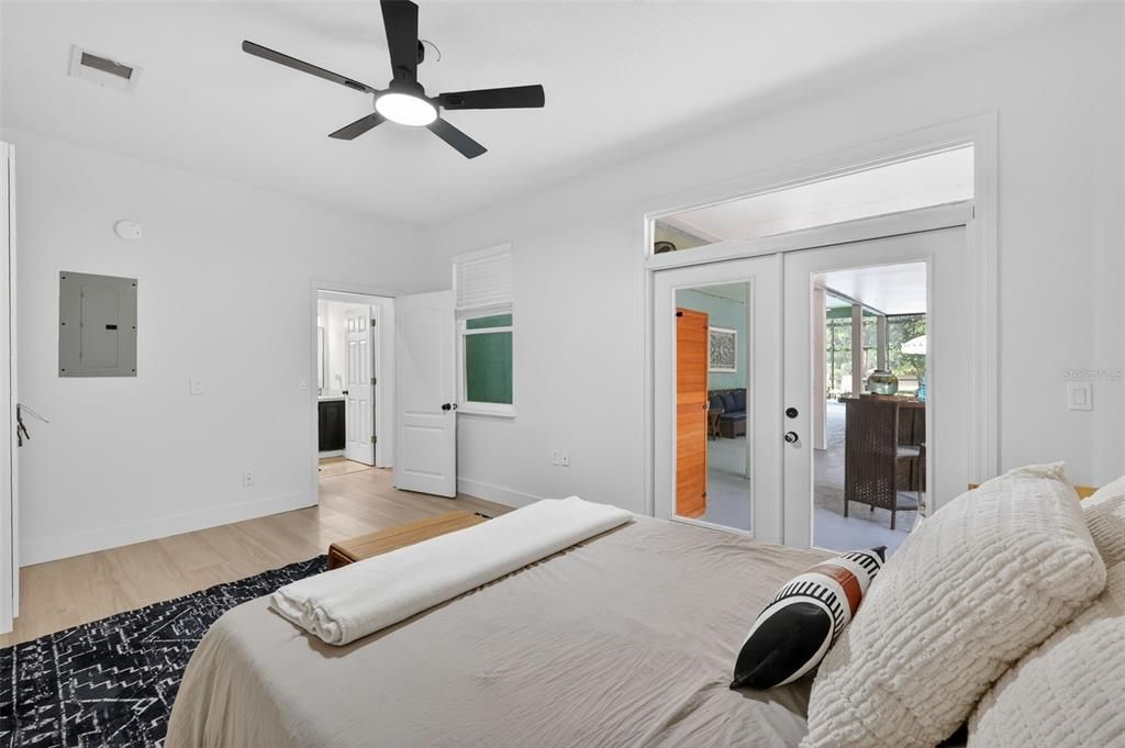 For Sale: $1,145,000 (4 beds, 2 baths, 2469 Square Feet)