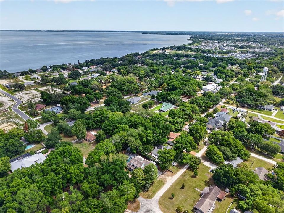 For Sale: $1,145,000 (4 beds, 2 baths, 2469 Square Feet)