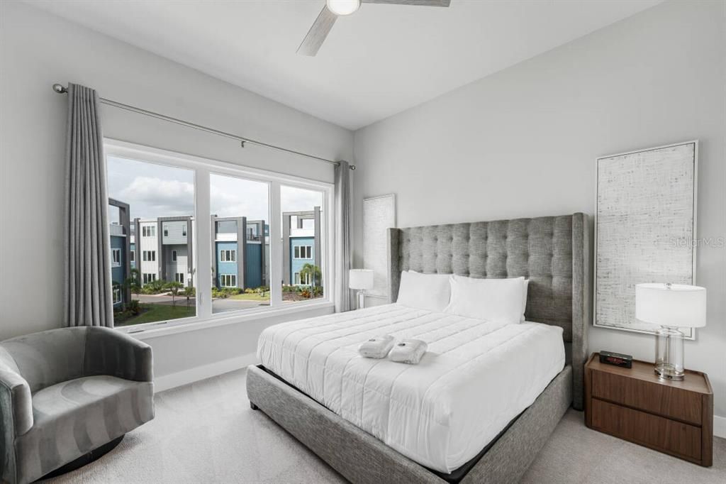 В аренду: $3,900 (5 спален, 4 ванн, 2630 Квадратных фут)
