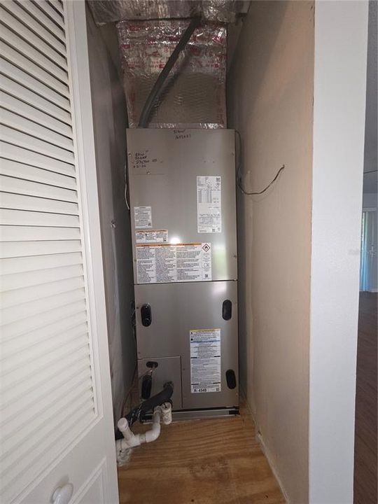 На продажу: $186,900 (3 спален, 2 ванн, 1184 Квадратных фут)