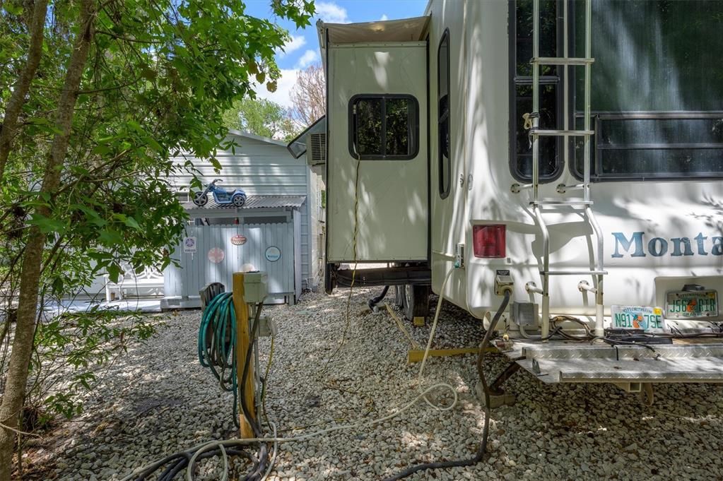 En Venta: $749,900 (3 camas, 2 baños, 1612 Pies cuadrados)