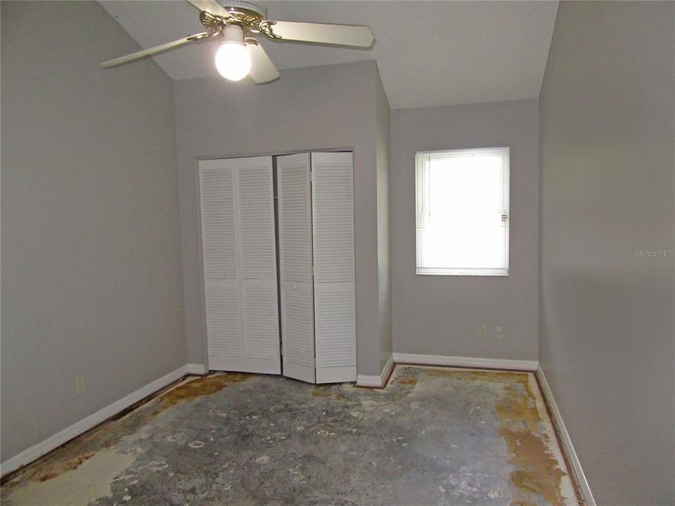 Active With Contract: $289,900 (3 beds, 2 baths, 2090 Square Feet)