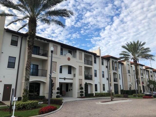Active With Contract: $1,799 (3 beds, 2 baths, 1195 Square Feet)