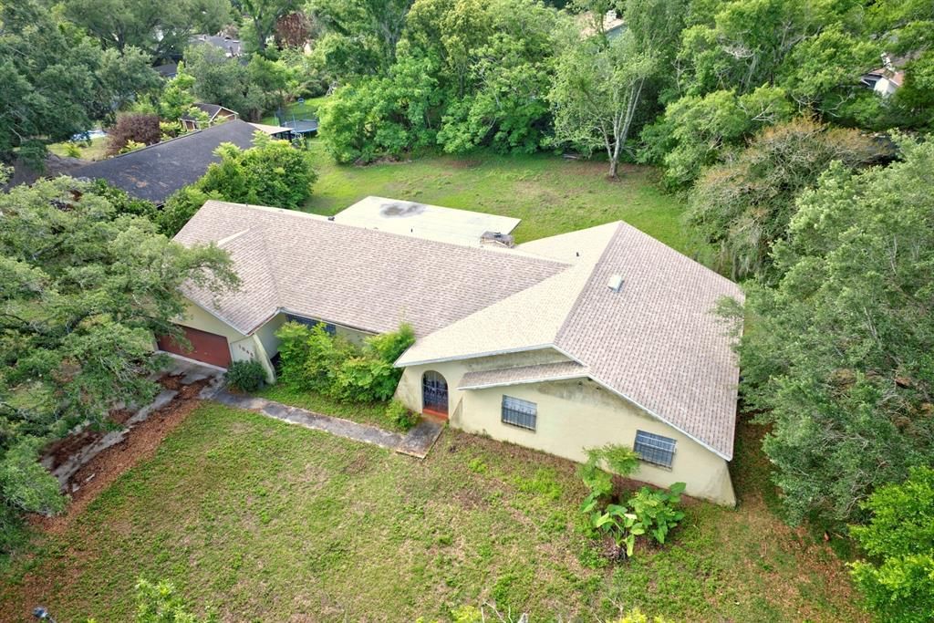 For Sale: $370,000 (3 beds, 3 baths, 2443 Square Feet)