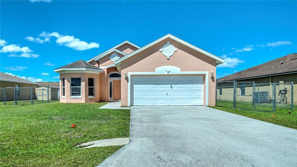 Недавно продано: $265,000 (4 спален, 2 ванн, 1536 Квадратных фут)