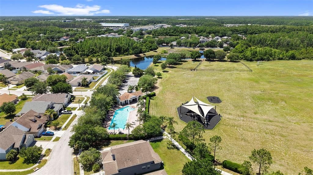 Activo con contrato: $359,000 (3 camas, 2 baños, 1612 Pies cuadrados)