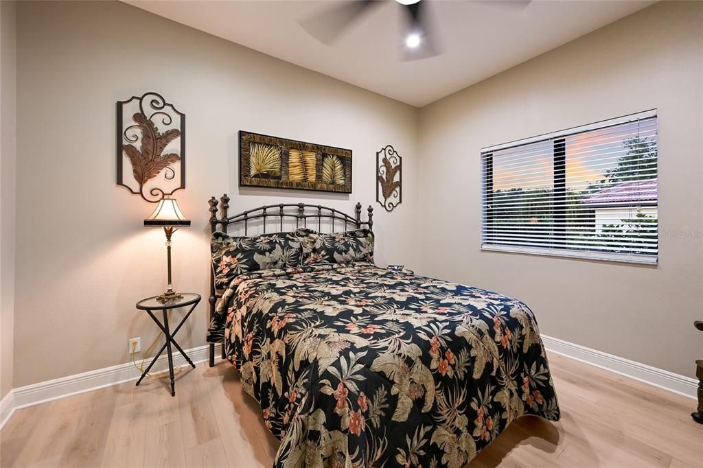 Activo con contrato: $875,000 (4 camas, 3 baños, 3026 Pies cuadrados)