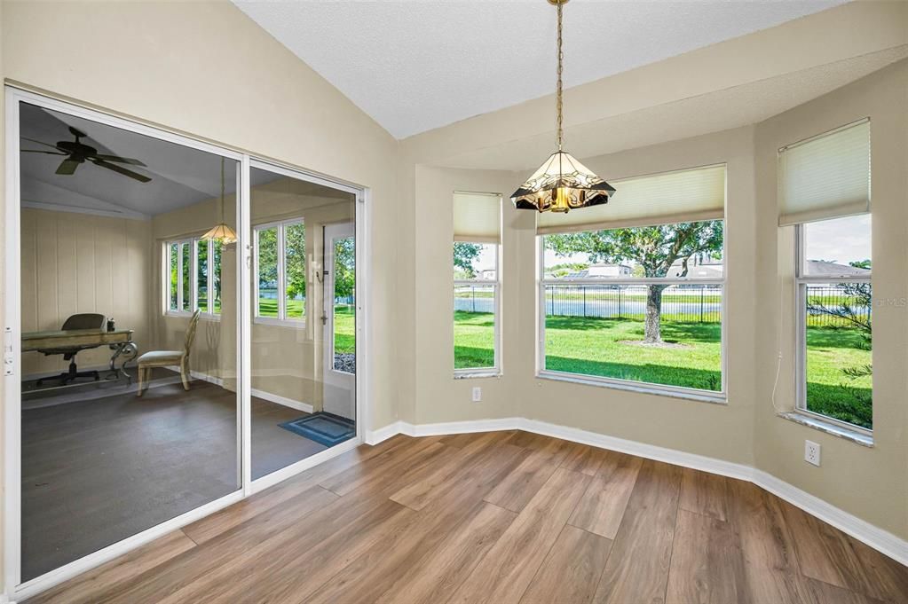 For Sale: $360,000 (2 beds, 2 baths, 1900 Square Feet)