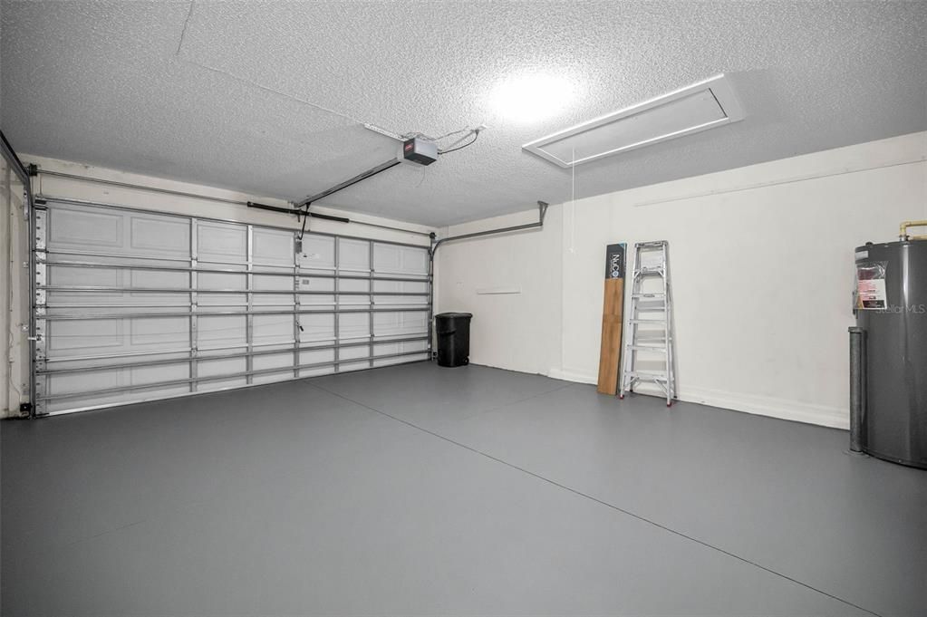 For Sale: $360,000 (2 beds, 2 baths, 1900 Square Feet)