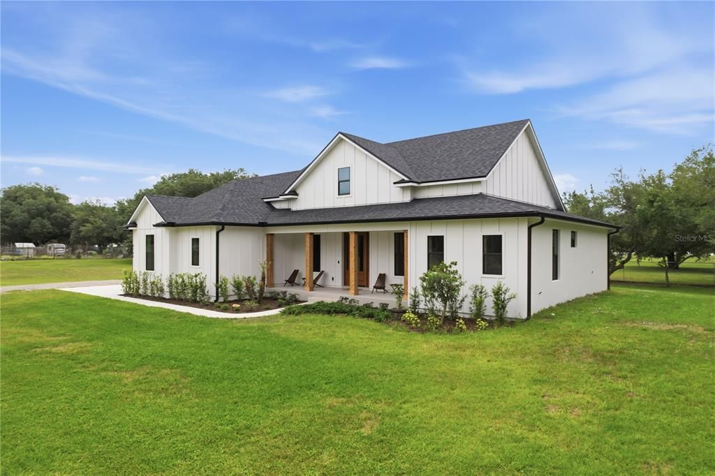 En Venta: $779,000 (5 camas, 3 baños, 2621 Pies cuadrados)