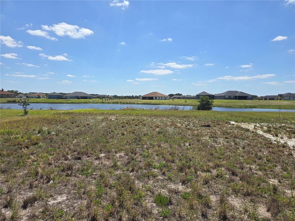 待售: $199,000 (0.60 acres)