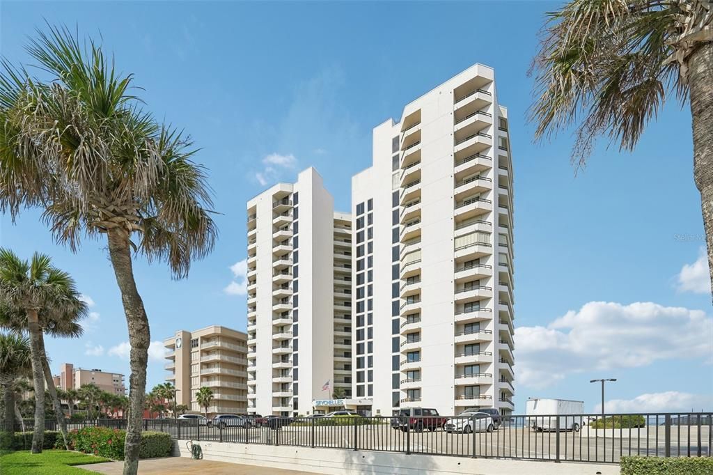 Activo con contrato: $475,000 (2 camas, 2 baños, 1372 Pies cuadrados)