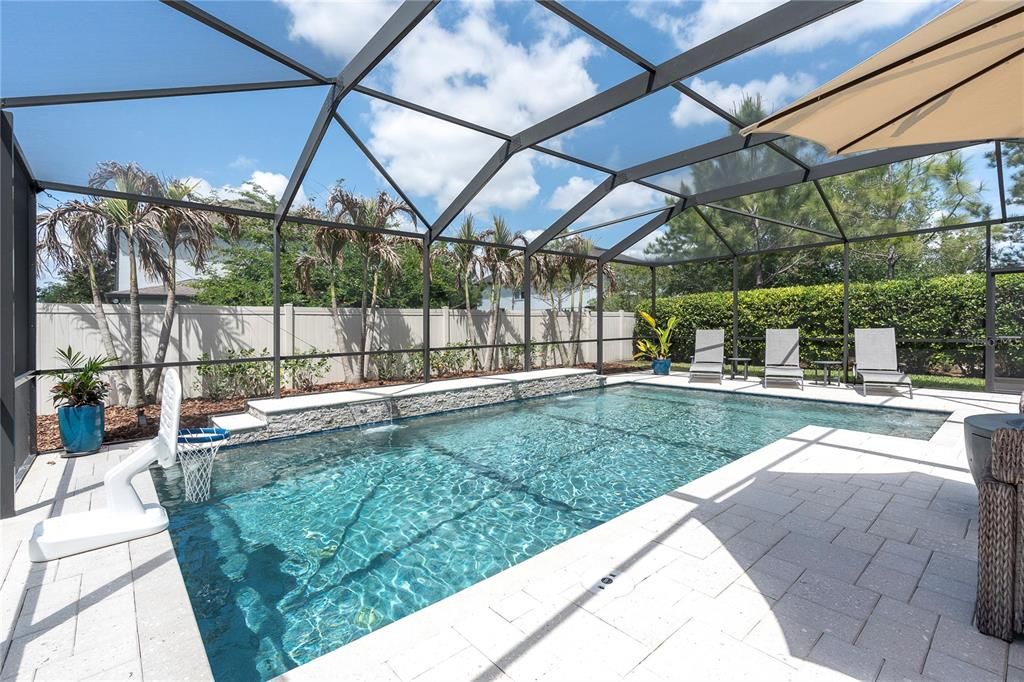 Activo con contrato: $789,900 (4 camas, 3 baños, 3320 Pies cuadrados)