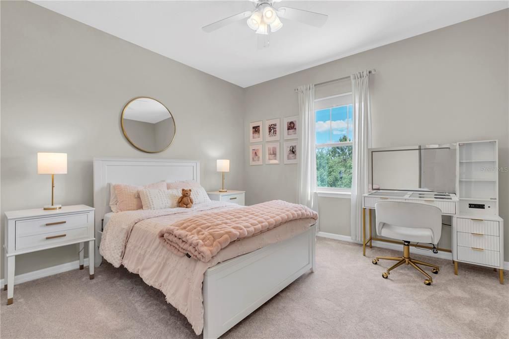 Activo con contrato: $789,900 (4 camas, 3 baños, 3320 Pies cuadrados)