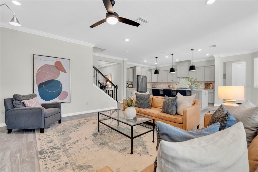 Activo con contrato: $789,900 (4 camas, 3 baños, 3320 Pies cuadrados)